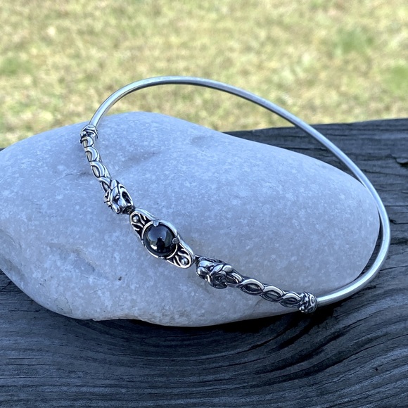 Wellstone Jewelry - Celtic Lion Torc Necklace .925 Sterling Silver w/ genuine Hematite gem USA